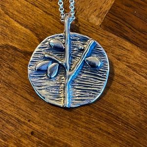 BEAUTIFUL STERLING SILVER OLIVE TREE OF LIFE NECKLACE